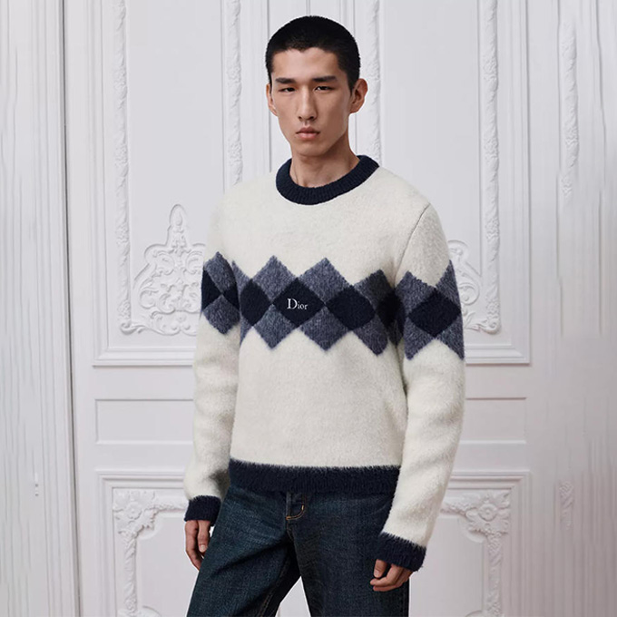 dior argyle jacquard embroidered logo crew neck knit sweater